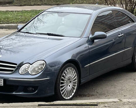 Серый Мерседес ЦЛК-Класс, объемом двигателя 2.3 л и пробегом 295 тыс. км за 9500 $, фото 1 на Automoto.ua
