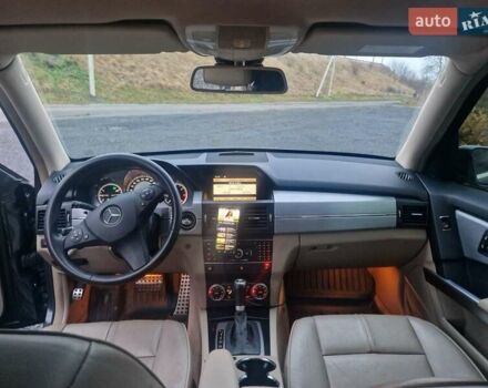 Сірий Мерседес ЦЛК-Клас, об'ємом двигуна 2.2 л та пробігом 185 тис. км за 10500 $, фото 9 на Automoto.ua