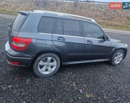 Сірий Мерседес ЦЛК-Клас, об'ємом двигуна 2.2 л та пробігом 185 тис. км за 10500 $, фото 2 на Automoto.ua