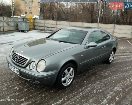 Серый Мерседес ЦЛК-Класс, объемом двигателя 3.2 л и пробегом 340 тыс. км за 4650 $, фото 1 на Automoto.ua