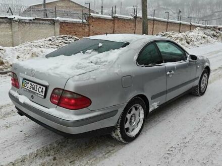 Сірий Мерседес ЦЛК-Клас, об'ємом двигуна 2 л та пробігом 254 тис. км за 3700 $, фото 1 на Automoto.ua