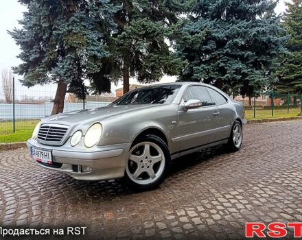 Серый Мерседес ЦЛК-Класс, объемом двигателя 2 л и пробегом 235 тыс. км за 4300 $, фото 1 на Automoto.ua