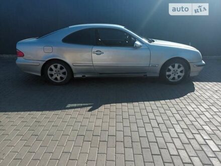 Мерседес ЦЛК-Клас 2000 у Покровск (Красноармійськ) на Automoto.ua Сірий Мерседес ЦЛК-Клас, об'ємом двигуна 2 л та пробігом 282 тис. км за 4799 $, фото 1 на Automoto.ua