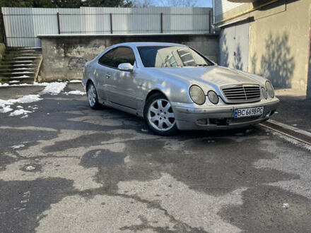 Сірий Мерседес ЦЛК-Клас, об'ємом двигуна 2 л та пробігом 352 тис. км за 2200 $, фото 1 на Automoto.ua