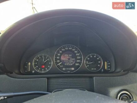 Сірий Мерседес ЦЛК-Клас, об'ємом двигуна 3.2 л та пробігом 217 тис. км за 7500 $, фото 1 на Automoto.ua