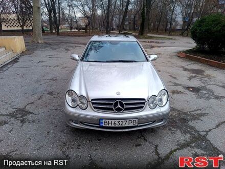 Серый Мерседес ЦЛК-Класс, объемом двигателя 2.6 л и пробегом 277 тыс. км за 6000 $, фото 1 на Automoto.ua