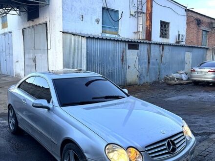 Сірий Мерседес ЦЛК-Клас, об'ємом двигуна 2.7 л та пробігом 371 тис. км за 8000 $, фото 1 на Automoto.ua
