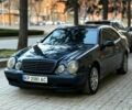 Синий Мерседес ЦЛК-Класс, объемом двигателя 2.3 л и пробегом 320 тыс. км за 3000 $, фото 1 на Automoto.ua