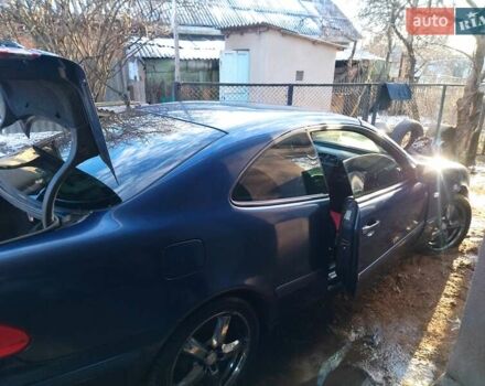 Мерседес ЦЛК-Класс 1999 в Подольск (Котовск) на Automoto.ua Синий Мерседес ЦЛК-Класс, объемом двигателя 2.3 л и пробегом 360 тыс. км за 3750 $, фото 3 на Automoto.ua