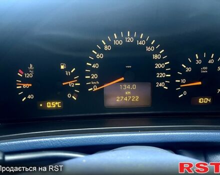 Синий Мерседес ЦЛК-Класс, объемом двигателя 2 л и пробегом 274 тыс. км за 3250 $, фото 7 на Automoto.ua