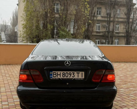 Синий Мерседес ЦЛК-Класс, объемом двигателя 3.2 л и пробегом 242 тыс. км за 3300 $, фото 5 на Automoto.ua