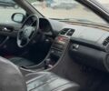 Синий Мерседес ЦЛК-Класс, объемом двигателя 3.2 л и пробегом 250 тыс. км за 2999 $, фото 16 на Automoto.ua