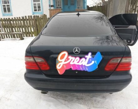 Синий Мерседес ЦЛК-Класс, объемом двигателя 3 л и пробегом 220 тыс. км за 2000 $, фото 2 на Automoto.ua