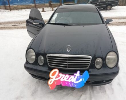 Синий Мерседес ЦЛК-Класс, объемом двигателя 3 л и пробегом 220 тыс. км за 2000 $, фото 1 на Automoto.ua