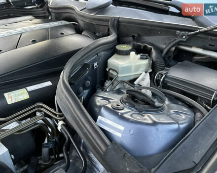 Синій Мерседес ЦЛК-Клас, об'ємом двигуна 2.6 л та пробігом 375 тис. км за 4550 $, фото 72 на Automoto.ua