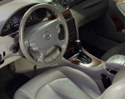 Синий Мерседес ЦЛК-Класс, объемом двигателя 2.6 л и пробегом 376 тыс. км за 7999 $, фото 10 на Automoto.ua