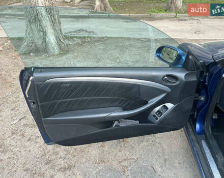 Синий Мерседес ЦЛК-Класс, объемом двигателя 2.6 л и пробегом 229 тыс. км за 7150 $, фото 7 на Automoto.ua