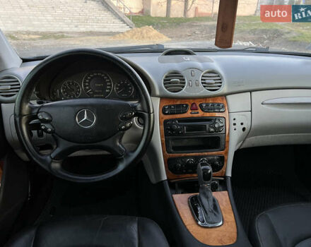 Синій Мерседес ЦЛК-Клас, об'ємом двигуна 2.6 л та пробігом 299 тис. км за 4999 $, фото 17 на Automoto.ua