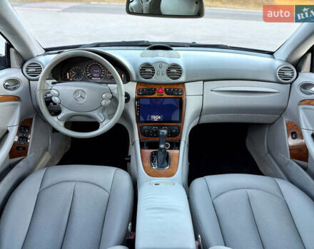 Синій Мерседес ЦЛК-Клас, об'ємом двигуна 2.6 л та пробігом 300 тис. км за 7000 $, фото 4 на Automoto.ua