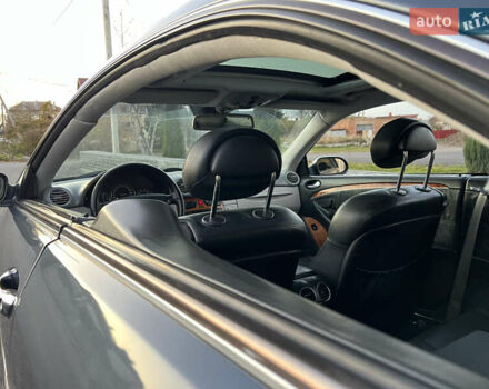 Синій Мерседес ЦЛК-Клас, об'ємом двигуна 2.6 л та пробігом 299 тис. км за 4999 $, фото 66 на Automoto.ua