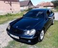 Синий Мерседес ЦЛК-Класс, объемом двигателя 2.6 л и пробегом 390 тыс. км за 5200 $, фото 2 на Automoto.ua