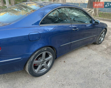 Синий Мерседес ЦЛК-Класс, объемом двигателя 2.6 л и пробегом 229 тыс. км за 7150 $, фото 3 на Automoto.ua
