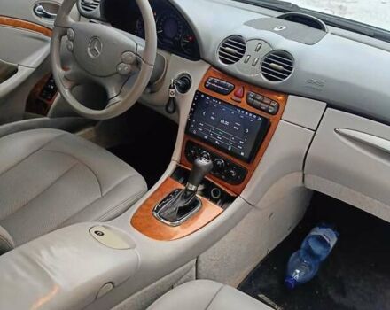 Синій Мерседес ЦЛК-Клас, об'ємом двигуна 2.6 л та пробігом 337 тис. км за 6600 $, фото 20 на Automoto.ua