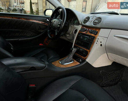 Синій Мерседес ЦЛК-Клас, об'ємом двигуна 2.6 л та пробігом 375 тис. км за 4550 $, фото 33 на Automoto.ua