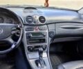 Синій Мерседес ЦЛК-Клас, об'ємом двигуна 3.2 л та пробігом 208 тис. км за 5750 $, фото 95 на Automoto.ua