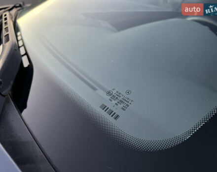 Синій Мерседес ЦЛК-Клас, об'ємом двигуна 2.6 л та пробігом 375 тис. км за 4550 $, фото 62 на Automoto.ua