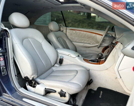 Синій Мерседес ЦЛК-Клас, об'ємом двигуна 2.6 л та пробігом 300 тис. км за 7000 $, фото 5 на Automoto.ua