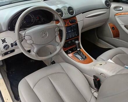 Синій Мерседес ЦЛК-Клас, об'ємом двигуна 2.6 л та пробігом 337 тис. км за 6600 $, фото 24 на Automoto.ua