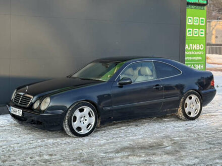 Синій Мерседес ЦЛК-Клас, об'ємом двигуна 3.2 л та пробігом 200 тис. км за 3450 $, фото 1 на Automoto.ua