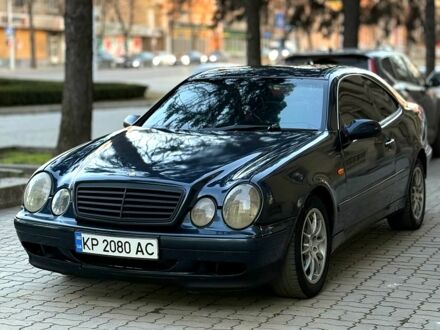 Синій Мерседес ЦЛК-Клас, об'ємом двигуна 2.3 л та пробігом 320 тис. км за 3000 $, фото 1 на Automoto.ua