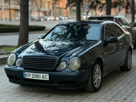 Синій Мерседес ЦЛК-Клас, об'ємом двигуна 2.3 л та пробігом 320 тис. км за 3000 $, фото 1 на Automoto.ua