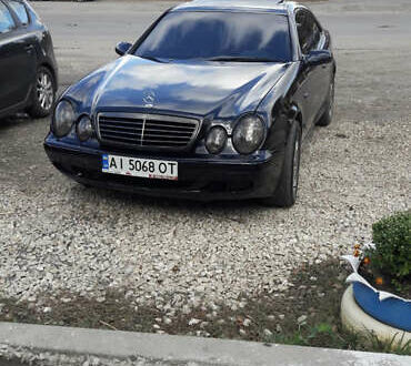 Синий Мерседес ЦЛК-Класс, объемом двигателя 2 л и пробегом 350 тыс. км за 3950 $, фото 1 на Automoto.ua