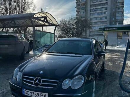 Синій Мерседес ЦЛК-Клас, об'ємом двигуна 2.2 л та пробігом 270 тис. км за 7600 $, фото 1 на Automoto.ua