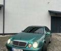 Зелений Мерседес ЦЛК-Клас, об'ємом двигуна 2 л та пробігом 250 тис. км за 2850 $, фото 1 на Automoto.ua