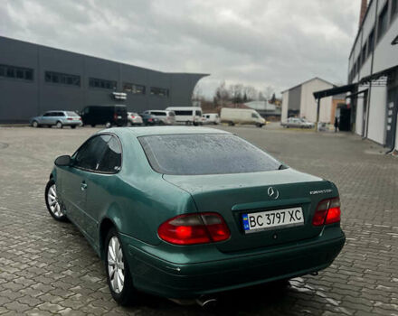 Зелений Мерседес ЦЛК-Клас, об'ємом двигуна 2 л та пробігом 250 тис. км за 2850 $, фото 6 на Automoto.ua
