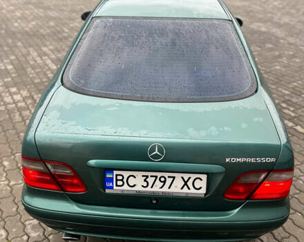Зелений Мерседес ЦЛК-Клас, об'ємом двигуна 2 л та пробігом 250 тис. км за 2850 $, фото 9 на Automoto.ua