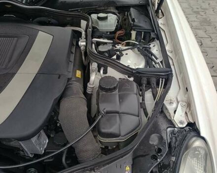 Білий Мерседес ЦЛС-Клас, об'ємом двигуна 3.5 л та пробігом 250 тис. км за 8300 $, фото 16 на Automoto.ua