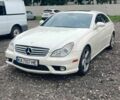 Белый Мерседес ЦЛС-Класс, объемом двигателя 5.5 л и пробегом 215 тыс. км за 11000 $, фото 1 на Automoto.ua