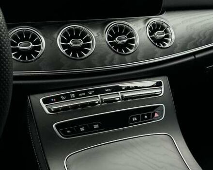 Белый Мерседес ЦЛС-Класс, объемом двигателя 1.99 л и пробегом 77 тыс. км за 59500 $, фото 13 на Automoto.ua