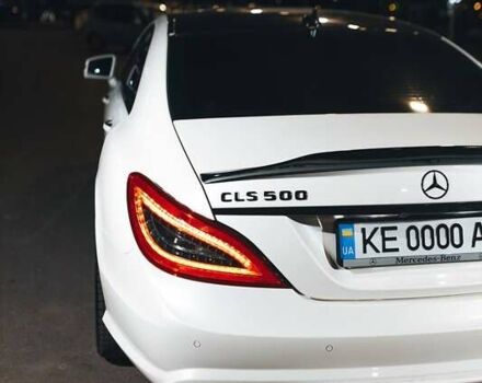 Белый Мерседес ЦЛС-Класс, объемом двигателя 4.66 л и пробегом 70 тыс. км за 23900 $, фото 9 на Automoto.ua