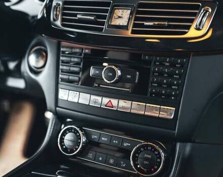 Белый Мерседес ЦЛС-Класс, объемом двигателя 4.66 л и пробегом 70 тыс. км за 23900 $, фото 15 на Automoto.ua