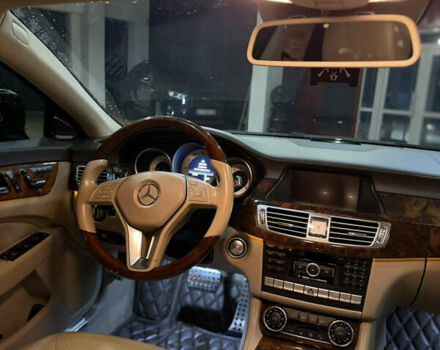 Белый Мерседес ЦЛС-Класс, объемом двигателя 4.7 л и пробегом 181 тыс. км за 19899 $, фото 20 на Automoto.ua