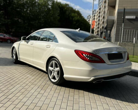 Белый Мерседес ЦЛС-Класс, объемом двигателя 3.5 л и пробегом 113 тыс. км за 24500 $, фото 8 на Automoto.ua