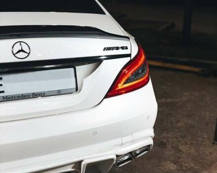 Белый Мерседес ЦЛС-Класс, объемом двигателя 4.66 л и пробегом 70 тыс. км за 23900 $, фото 4 на Automoto.ua