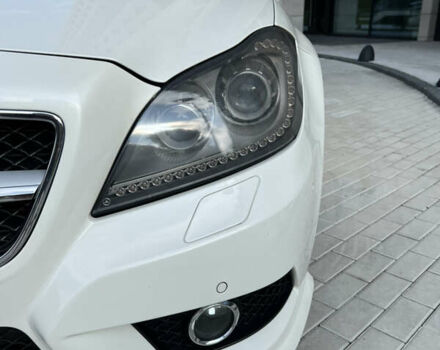 Белый Мерседес ЦЛС-Класс, объемом двигателя 3.5 л и пробегом 113 тыс. км за 24500 $, фото 16 на Automoto.ua