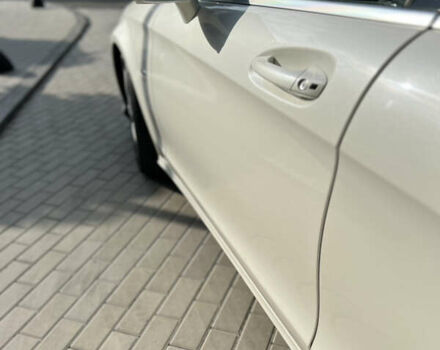 Белый Мерседес ЦЛС-Класс, объемом двигателя 3.5 л и пробегом 113 тыс. км за 24500 $, фото 12 на Automoto.ua